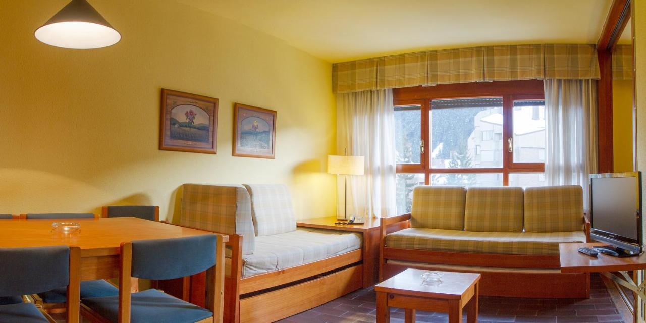Apartamentos Multibaqueira Baqueira Beret Ruang foto